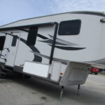 2011 Cougar 299 RKS - Image 7