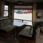 2011 Cougar 299 RKS - Image 10