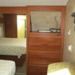 2011 Cougar 299 RKS - Image 25