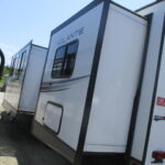2023 Crossroads Volante 32 FB - Image 5