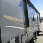 2017 Starcraft Launch UltraLite 26BHS - Image 7