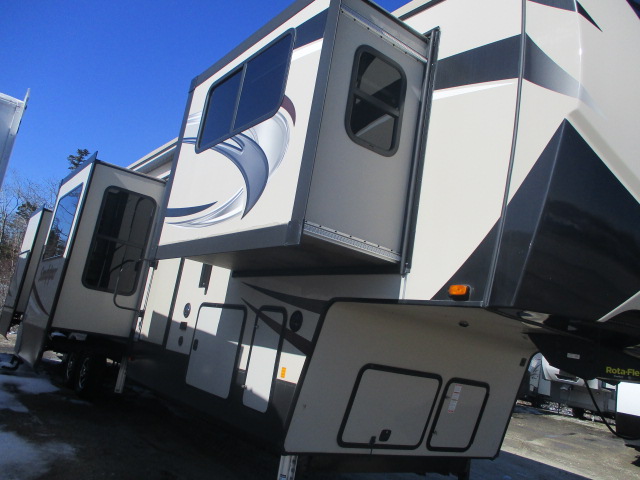 2020 Sandpiper 379 FLOK - Image 11