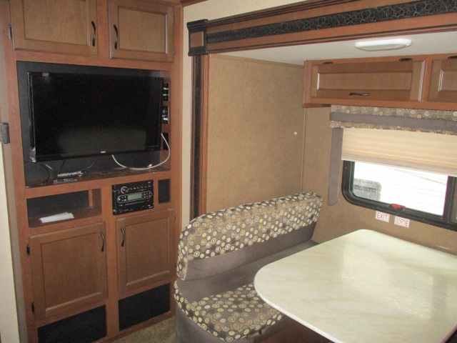 2015 Jayco 24 FBS - Image 12