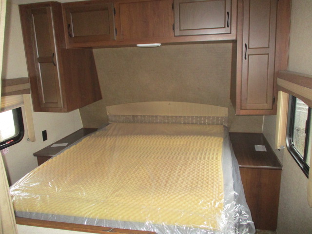 2015 Jayco 24 FBS - Image 14