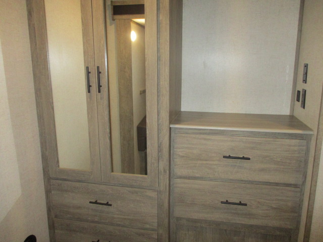 2021 Heritage Glen 370 BL - Image 20