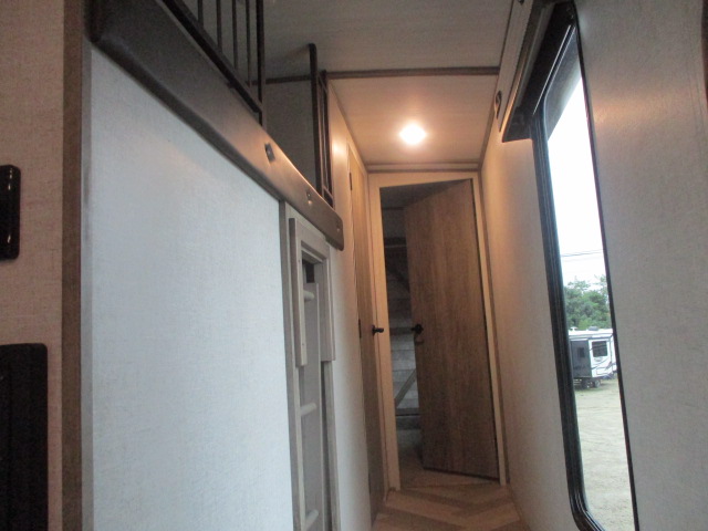 2021 Heritage Glen 370 BL - Image 22