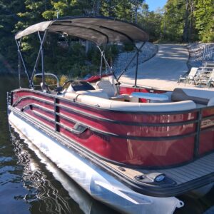 2023 Lowe SS210 CL Pontoon Boat