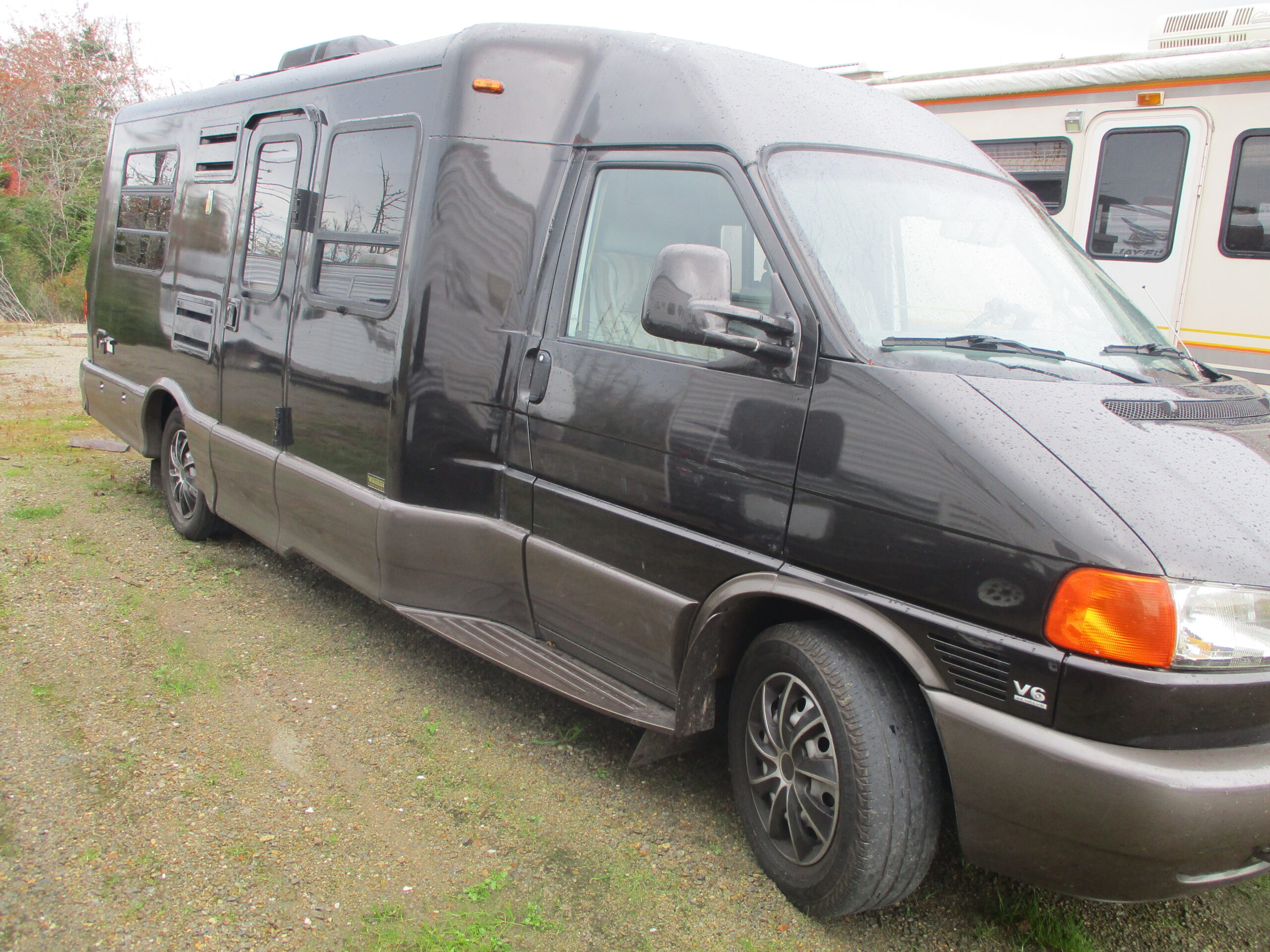 2002 VW Winnebago Rialta 22HD - Image 8