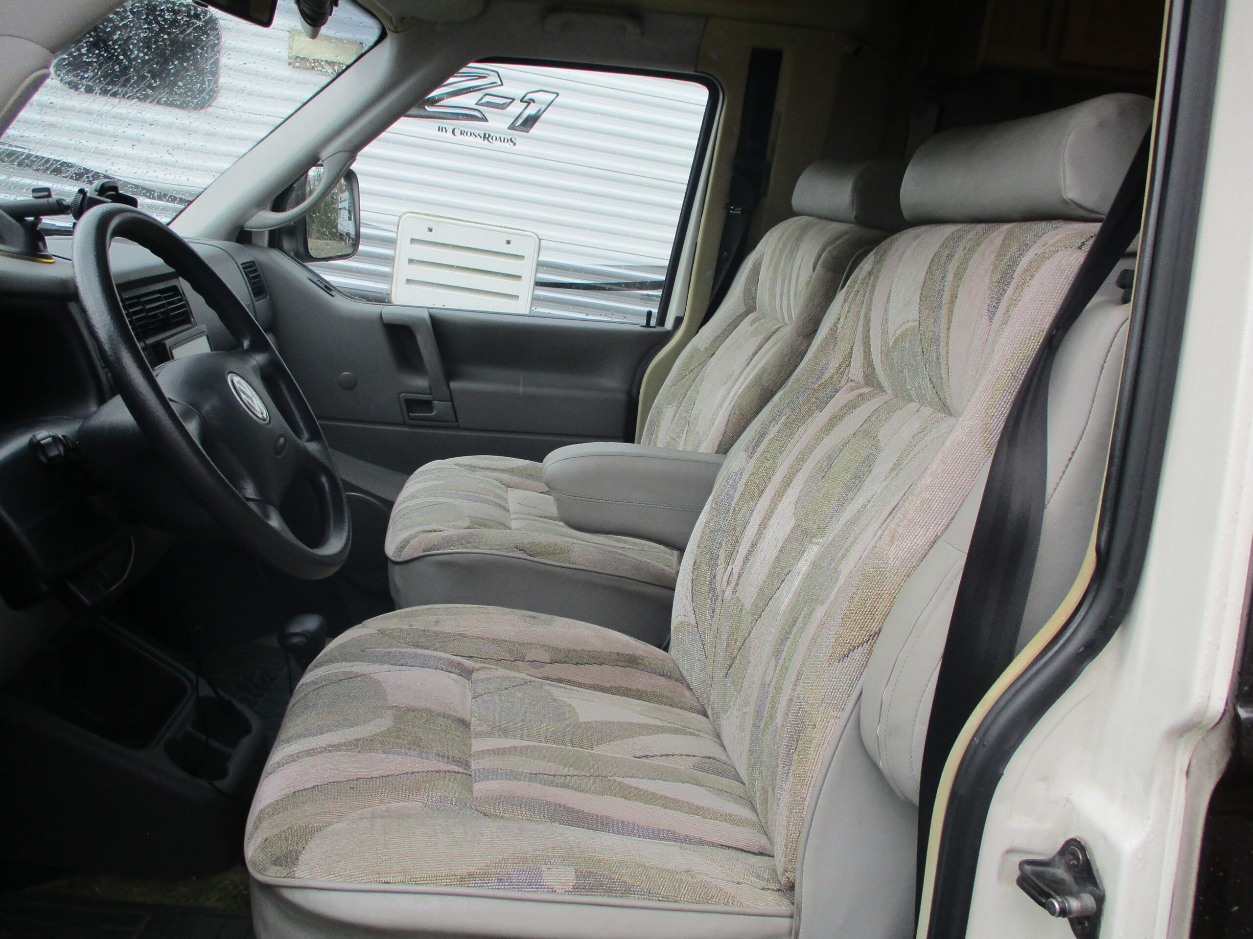 2002 VW Winnebago Rialta 22HD - Image 9