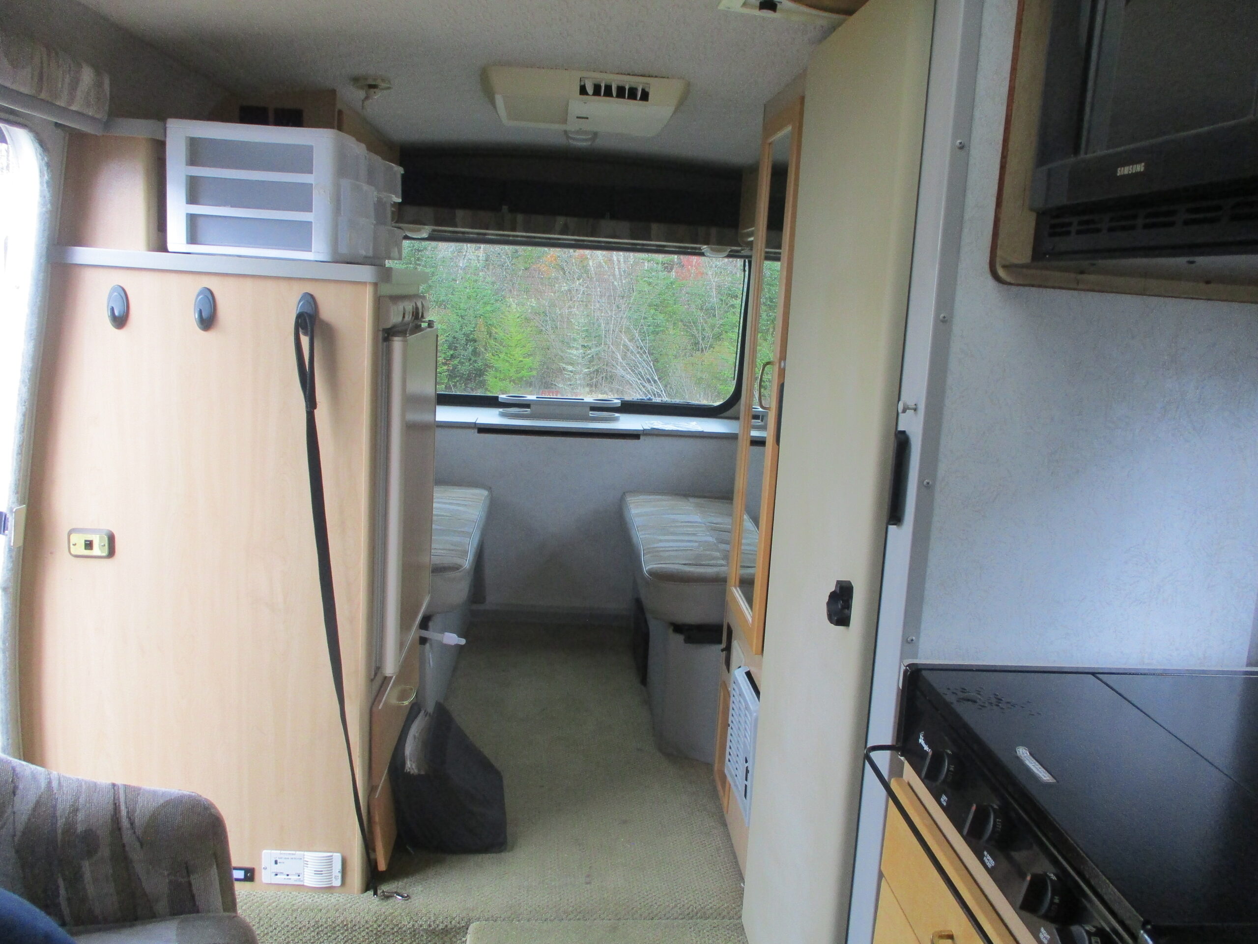 2002 VW Winnebago Rialta 22HD - Image 26