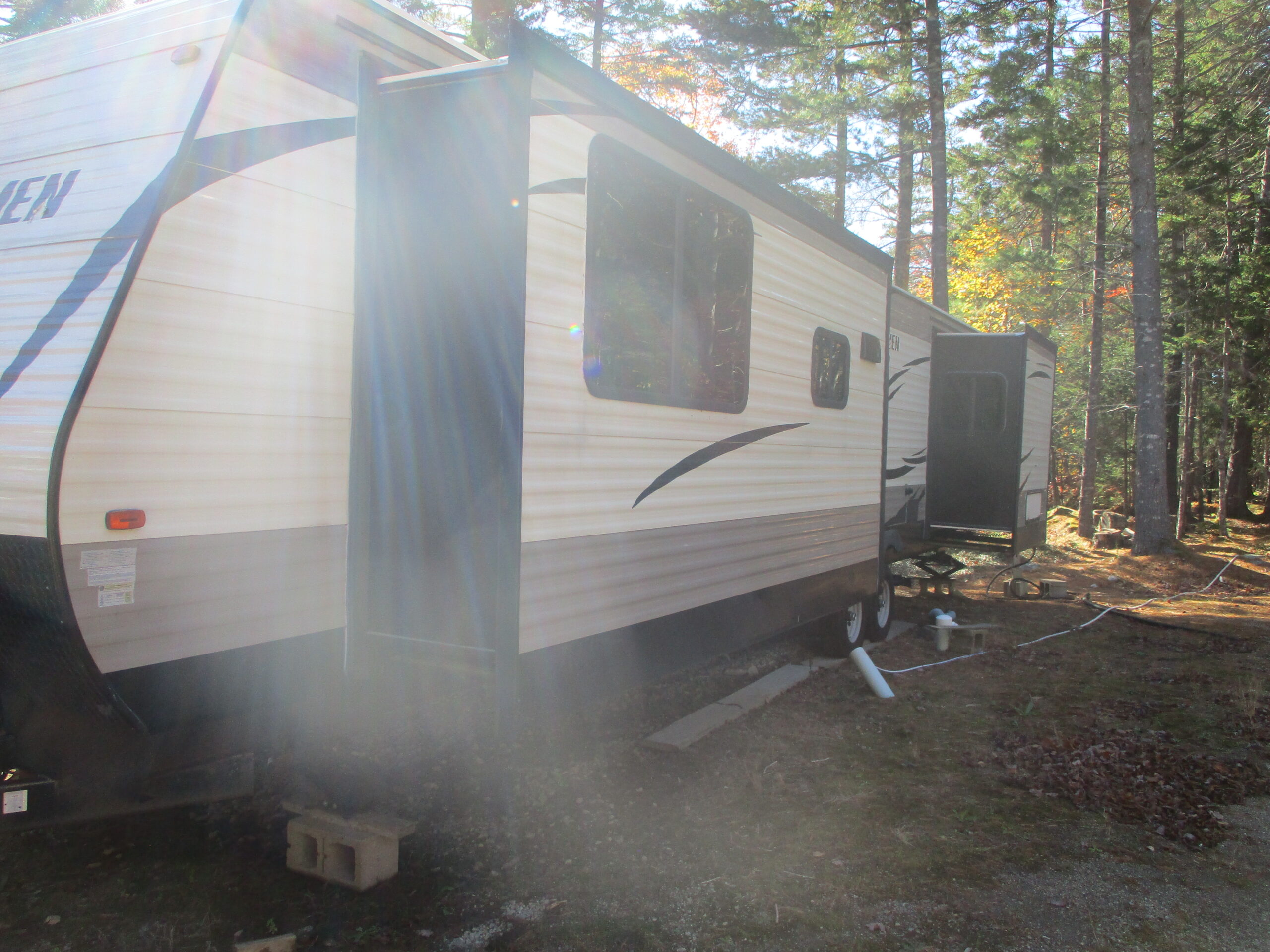 2018 KZ Sportsman 363FL - Image 2