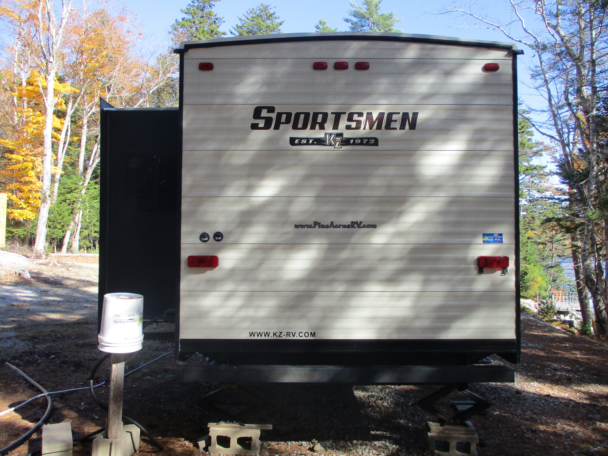 2018 KZ Sportsman 363FL - Image 5